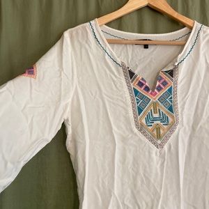 Lightweight Aztec 3/4 sleeve white shirt